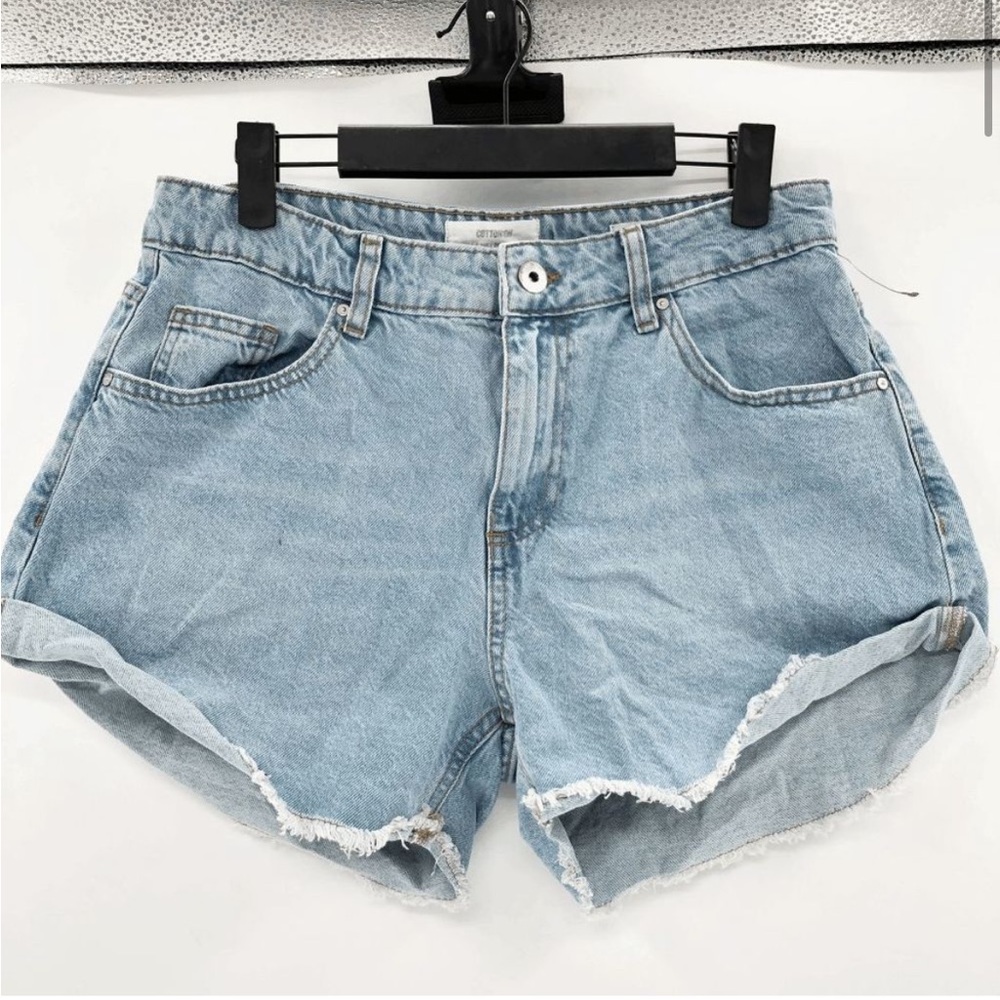 Cotton On Light Wash Mid Rise Relaxed Denim Shorts